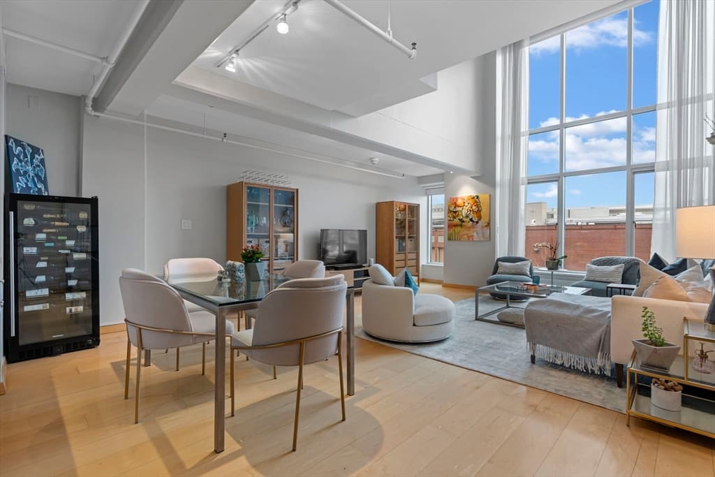 Condominium at 25 Channel Center St # 212, Boston MA 02210, photo 4 of 23