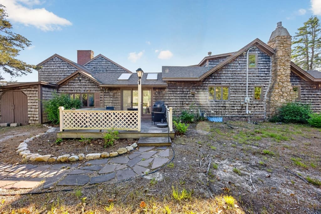 102 Nashawena St, Falmouth MA 02540 photo 32