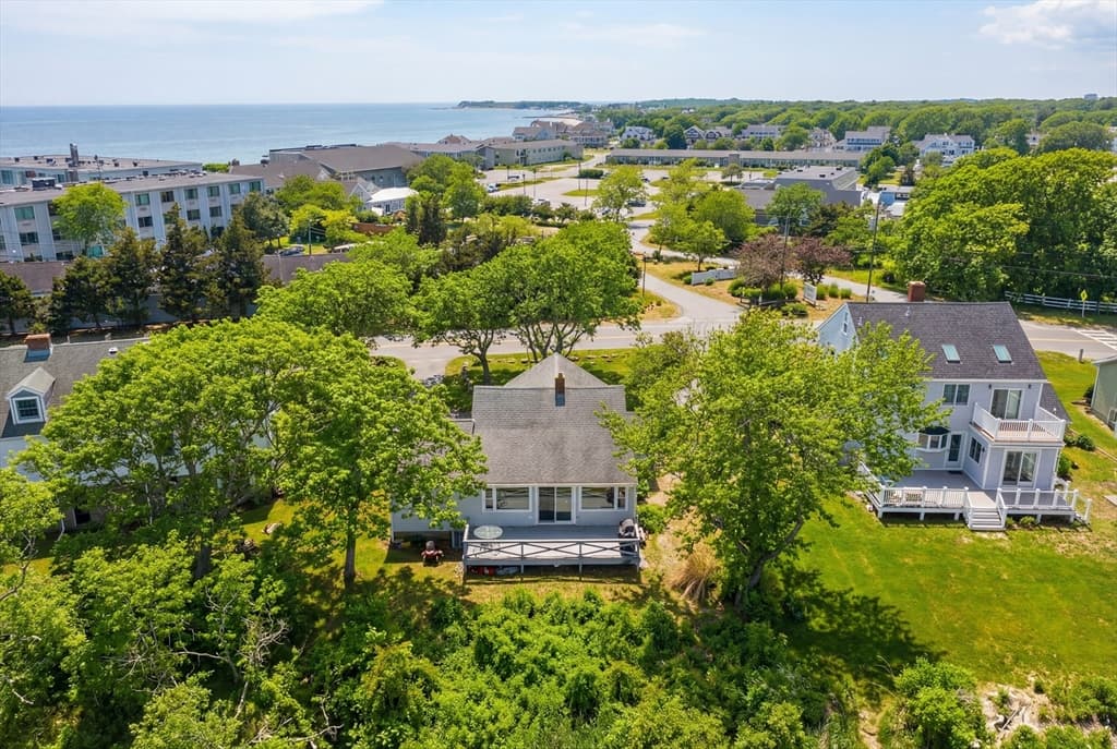 Single Family Residence at 345 Quaker Road, Falmouth MA 02556, Falmouth, photo 23 of 30