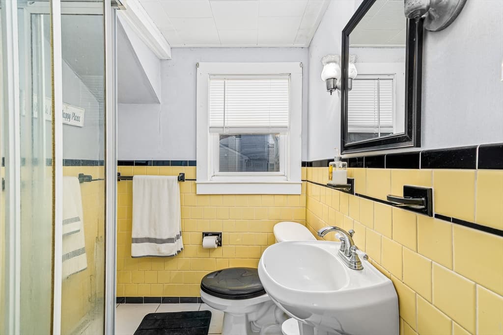 Single Family Residence at 345 Quaker Road, Falmouth MA 02556, Falmouth, photo 20 of 30