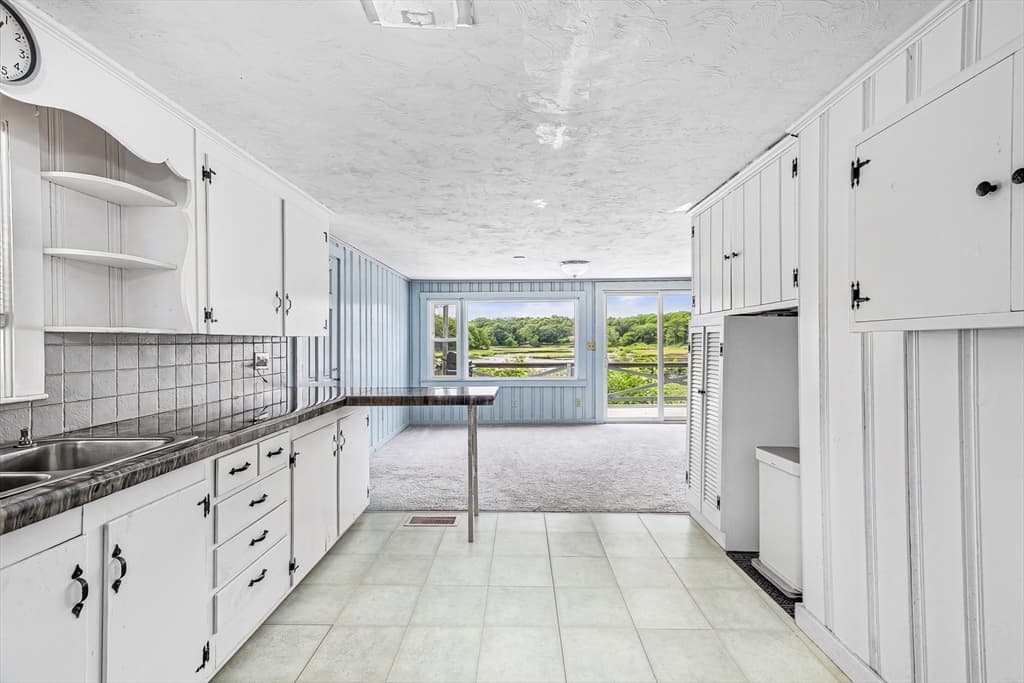 Single Family Residence at 345 Quaker Road, Falmouth MA 02556, Falmouth, photo 10 of 30