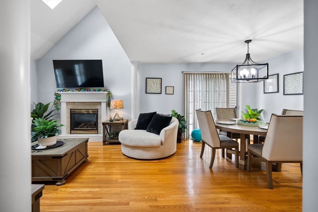 Condominium at 107 Meadow Ln # 107, Randolph MA 02368, photo 6 of 34