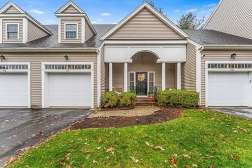 107 Meadow Ln # 107, Randolph MA 02368