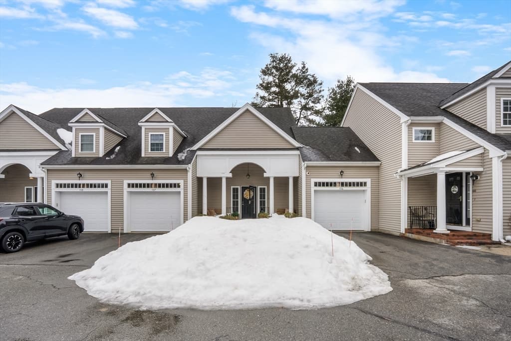 Condominium at 107 Meadow Ln # 107, Randolph MA 02368, photo 30 of 34
