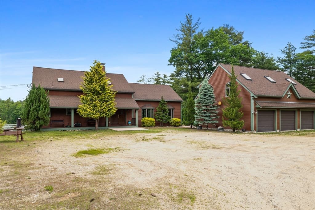 Single Family Residence at 152 Kimball Rd, Amesbury MA 01913, Amesbury, photo 3 of 38
