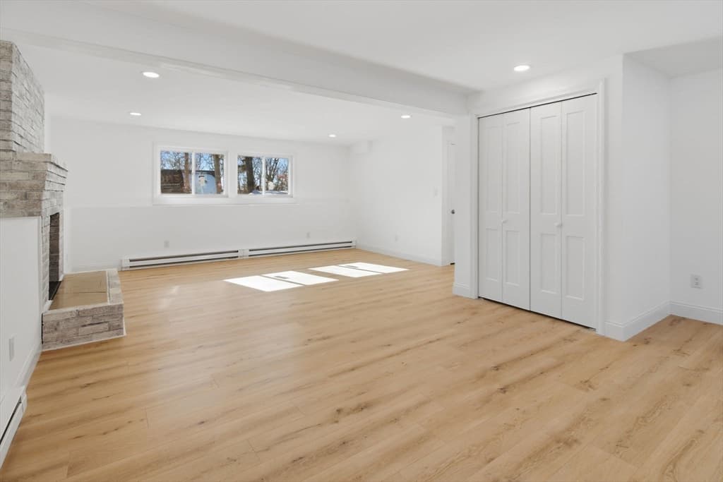 Single Family Residence at 185 Wheeler Rd, Mashpee MA 02649, photo 28 of 42