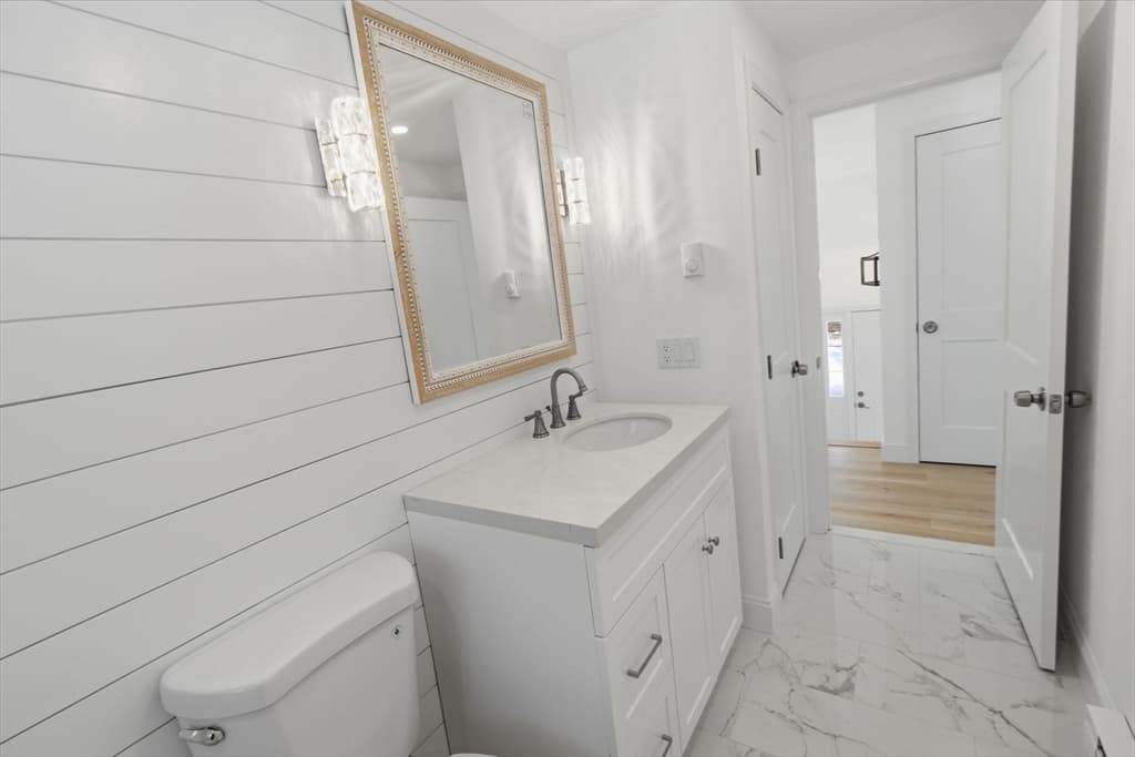 Single Family Residence at 185 Wheeler Rd, Mashpee MA 02649, photo 20 of 42