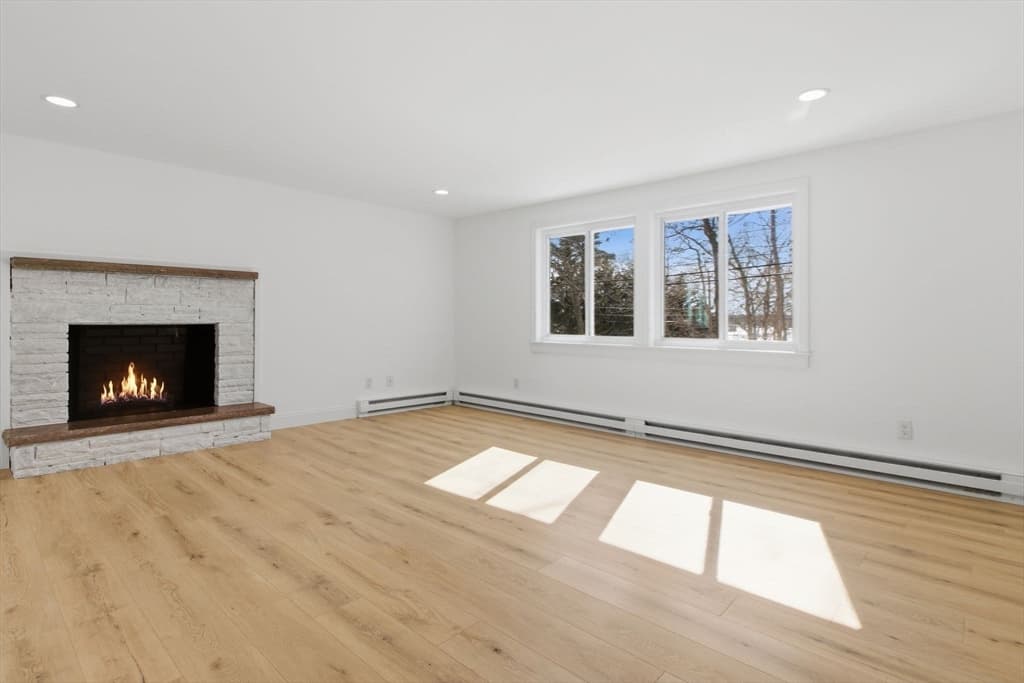 Single Family Residence at 185 Wheeler Rd, Mashpee MA 02649, photo 10 of 42