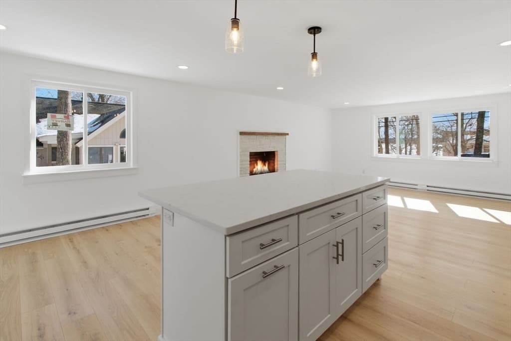 Single Family Residence at 185 Wheeler Rd, Mashpee MA 02649, photo 4 of 42