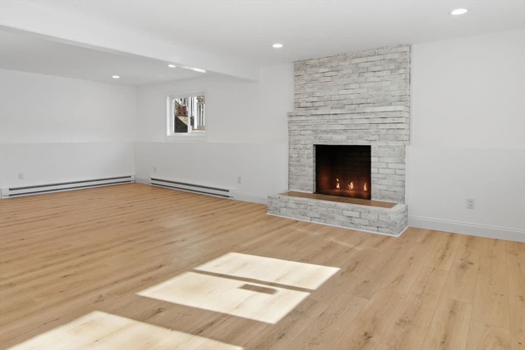 Single Family Residence at 185 Wheeler Rd, Mashpee MA 02649, photo 25 of 42