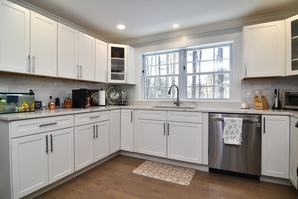 555 Old Harvard Rd, Boxborough MA 01719 photo 11