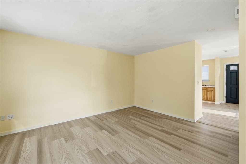 200 Beacon St, Worcester MA 01610 photo 9