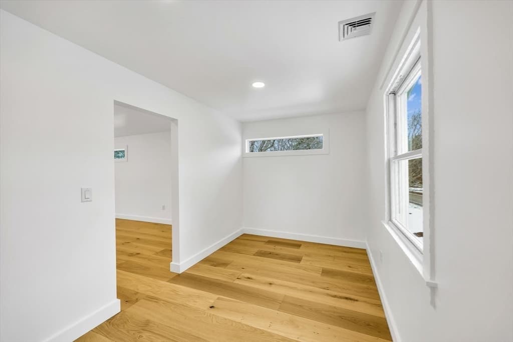 531 Menauhant Rd, Falmouth MA 02536 photo 27