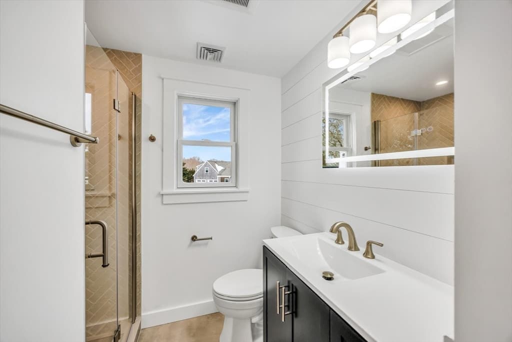 531 Menauhant Rd, Falmouth MA 02536 photo 29
