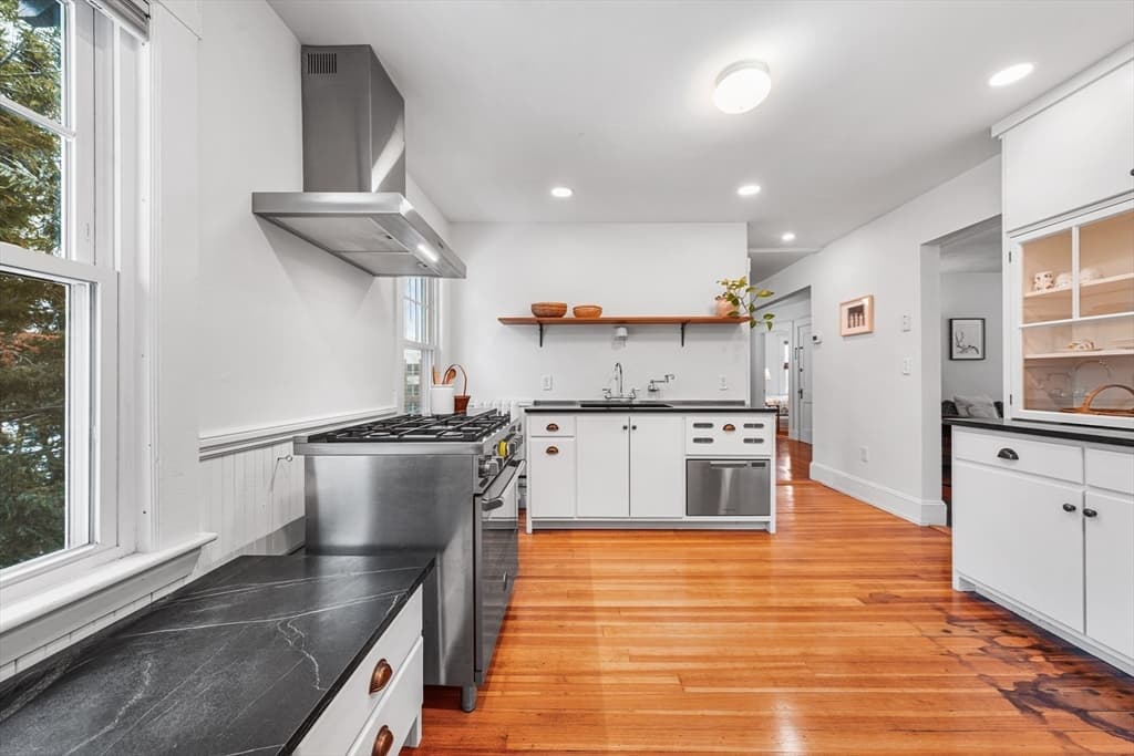 79 Bedford St # 79, Lexington MA 02420 photo 10