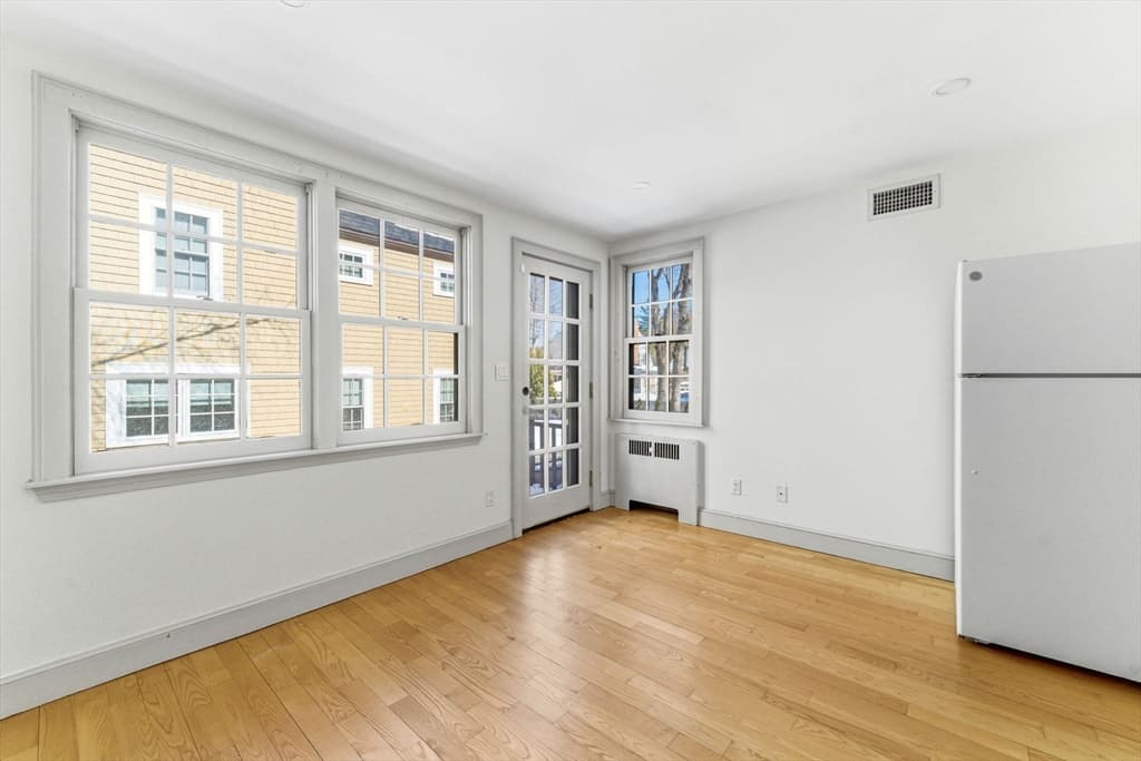 Single Family Residence at 46 Acacia Ave, Newton MA 02467, Newton, photo 13 of 42