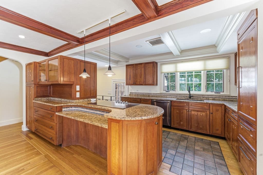 Single Family Residence at 46 Acacia Ave, Newton MA 02467, Newton, photo 3 of 42