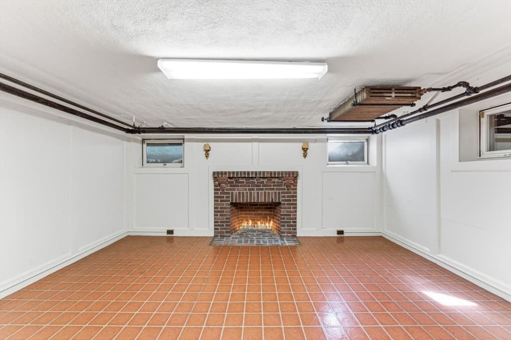 Single Family Residence at 46 Acacia Ave, Newton MA 02467, Newton, photo 34 of 42