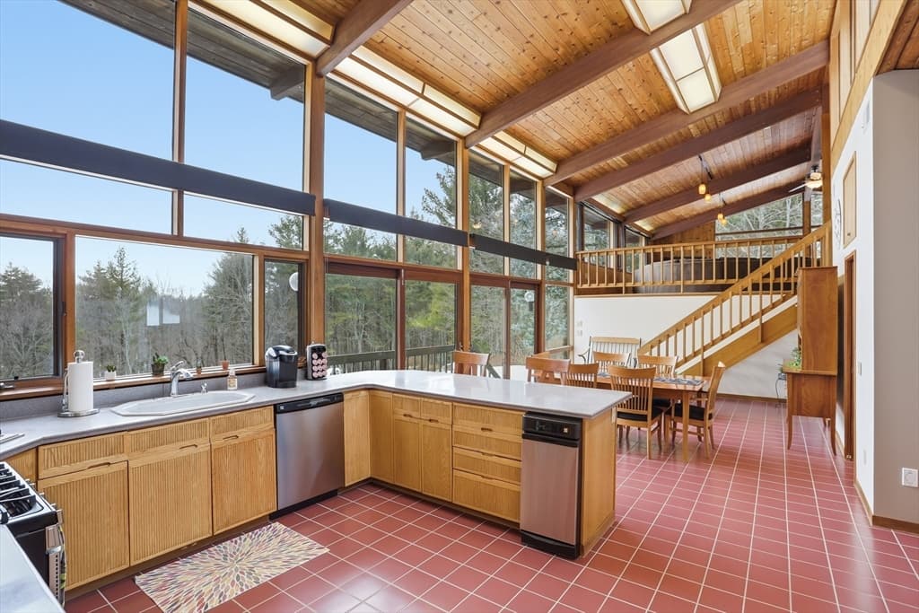 1090 North Road, Carlisle MA 01741 photo 3