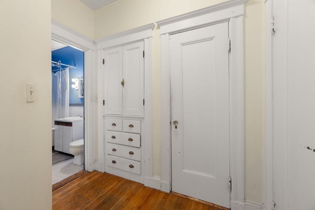 Condominium at 1263 Commonwealth Ave # 4, Boston MA 02134, photo 13 of 17
