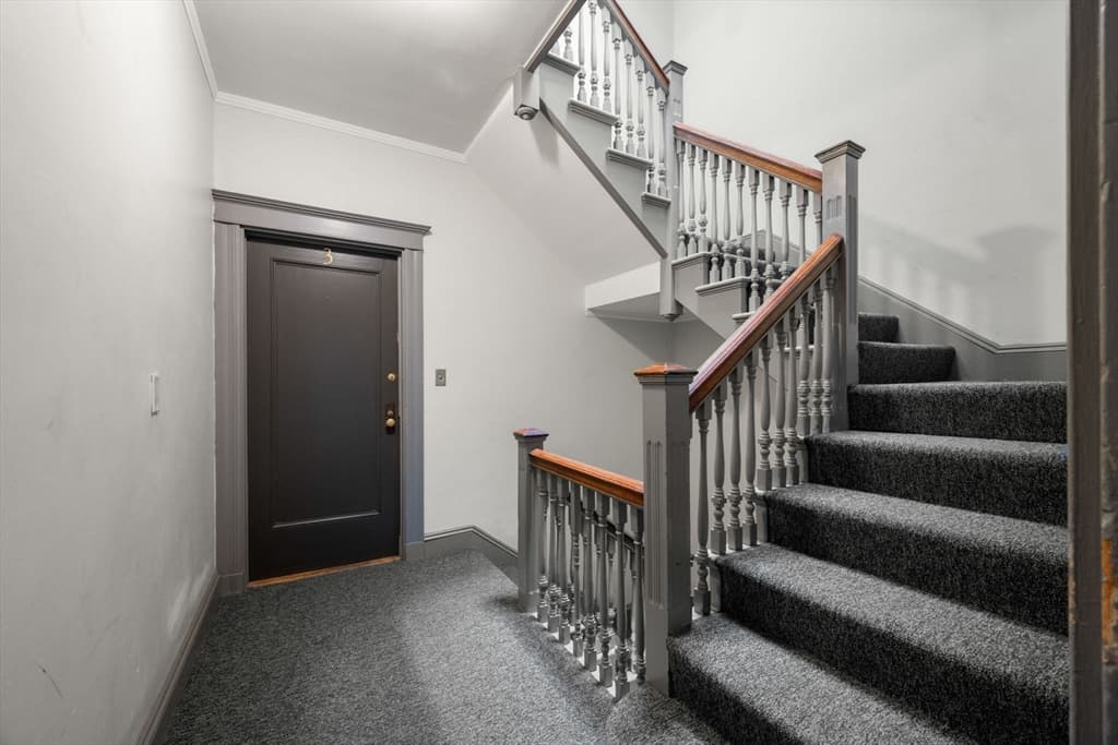 Condominium at 1263 Commonwealth Ave # 4, Boston MA 02134, photo 15 of 17