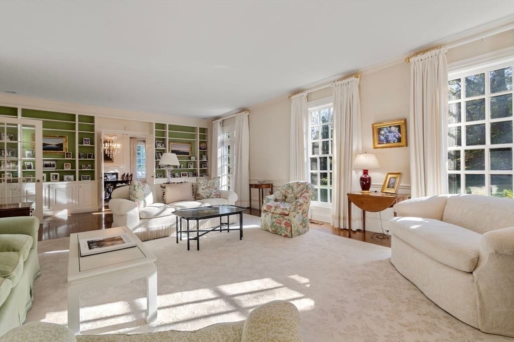 71 Sears Road, Brookline MA 02445 photo 7
