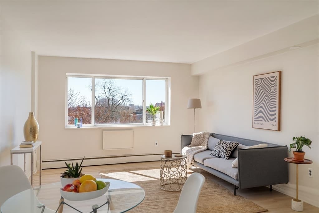 287 Harvard Street # 60, Cambridge MA 02139
