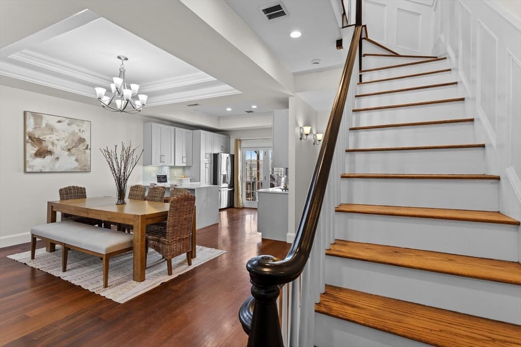 Single Family Residence at 274 Bunker Hill Street, Boston MA 02129, photo 9 of 39