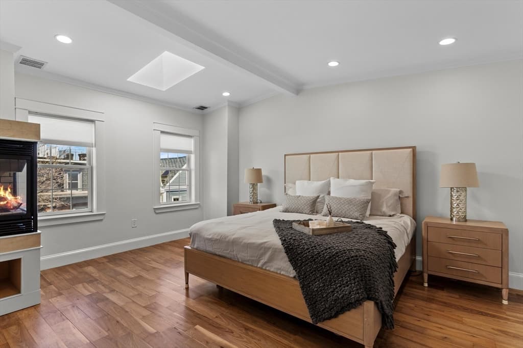 Single Family Residence at 274 Bunker Hill Street, Boston MA 02129, photo 24 of 39