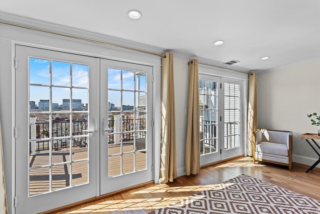 Single Family Residence at 274 Bunker Hill Street, Boston MA 02129, photo 31 of 39
