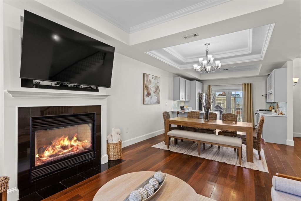 Single Family Residence at 274 Bunker Hill Street, Boston MA 02129, photo 8 of 39