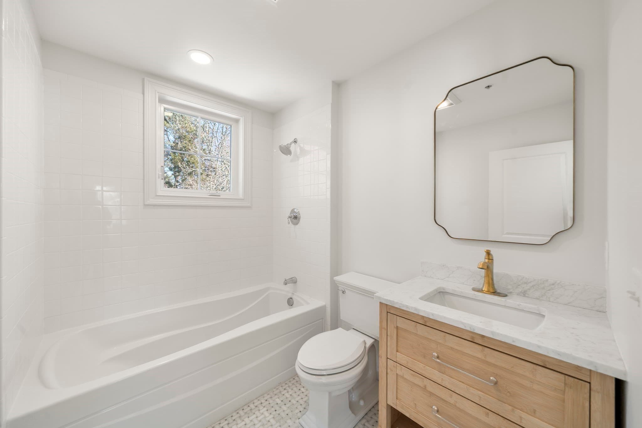 Condominium at 6 Honora Ln # 6, Bourne MA 02532, photo 13 of 23