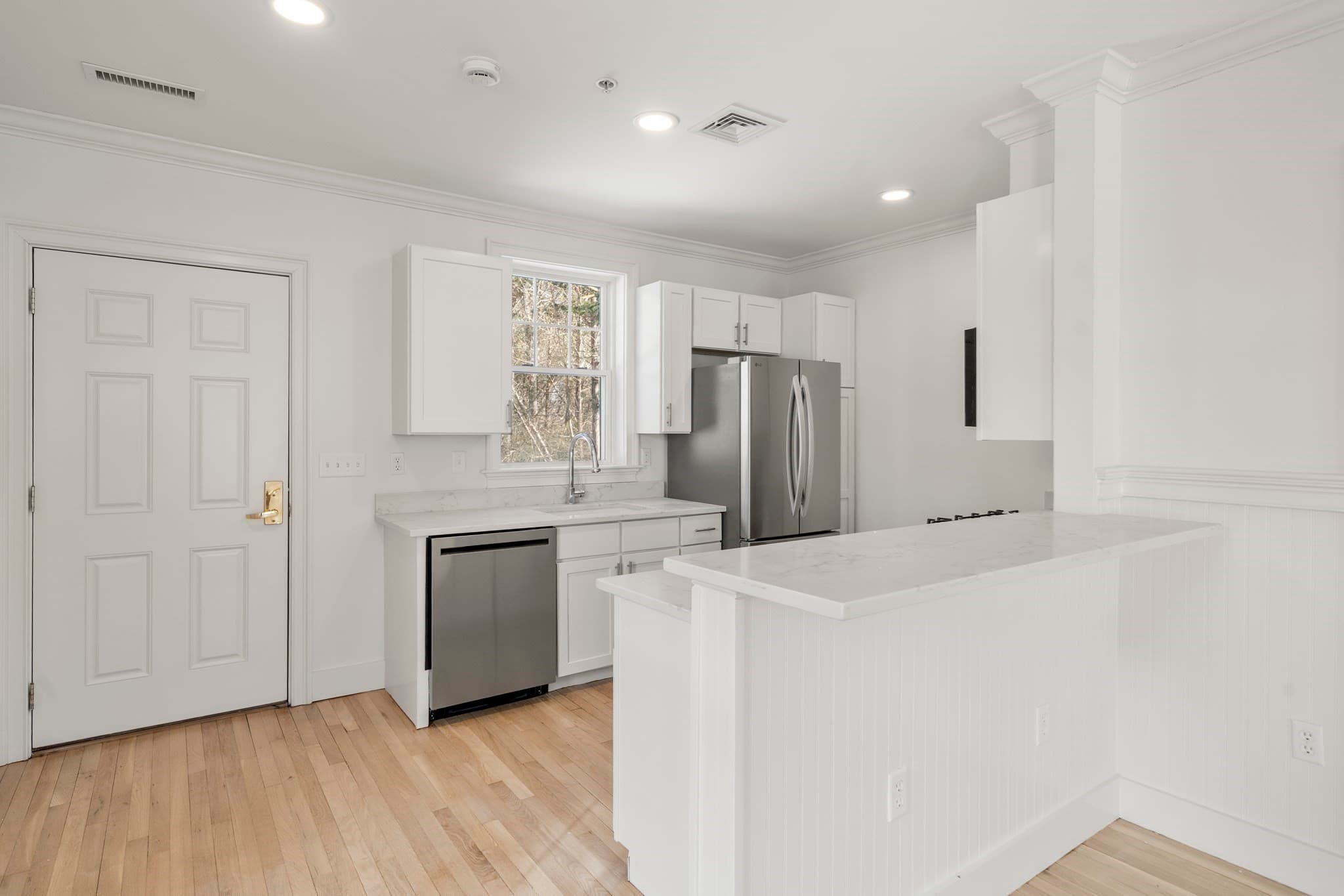 Condominium at 6 Honora Ln # 6, Bourne MA 02532, photo 8 of 23
