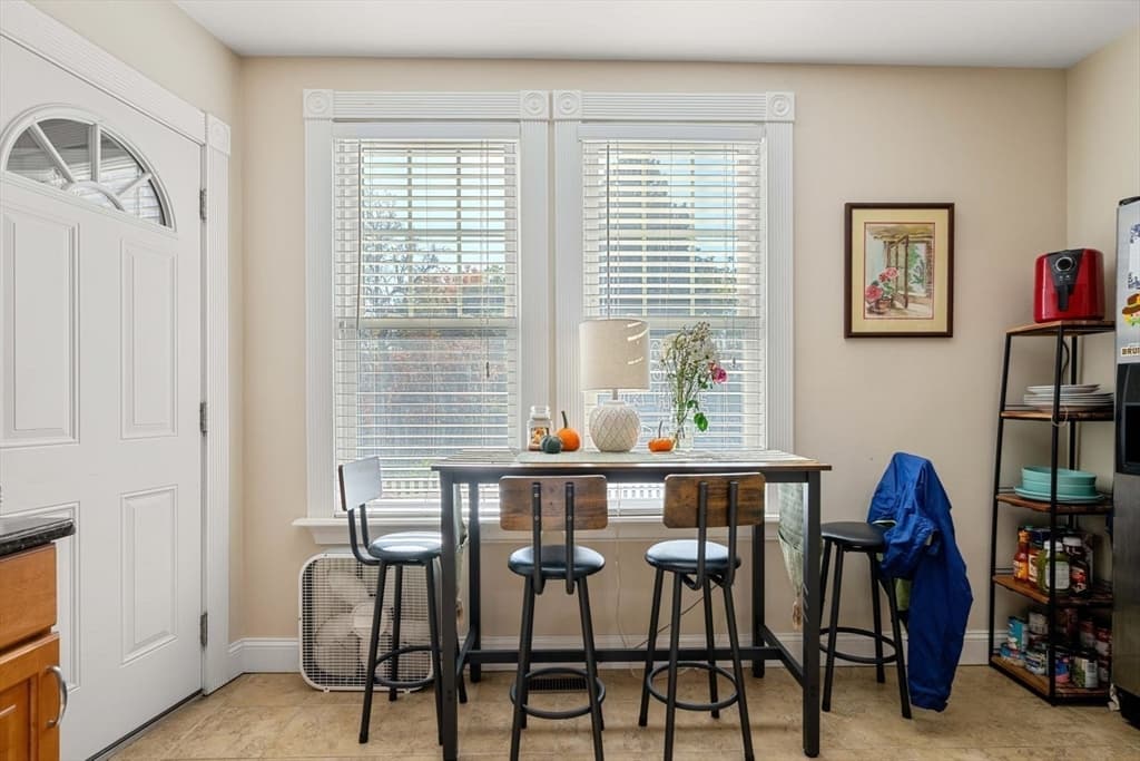 Condominium at 76 Taft Ave # 1, Newton MA 02465, photo 6 of 27