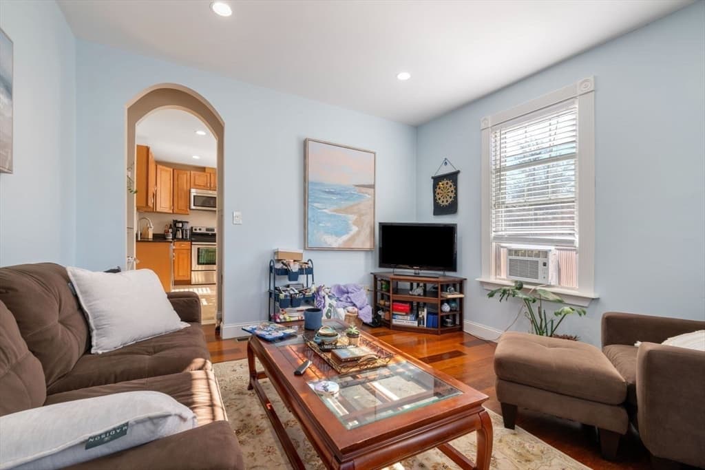 Condominium at 76 Taft Ave # 1, Newton MA 02465, photo 10 of 27