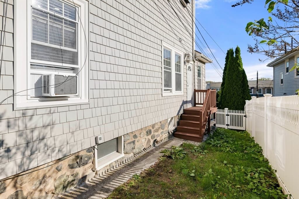 Condominium at 76 Taft Ave # 1, Newton MA 02465, photo 19 of 27