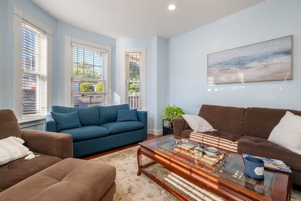 Condominium at 76 Taft Ave # 1, Newton MA 02465, photo 8 of 27