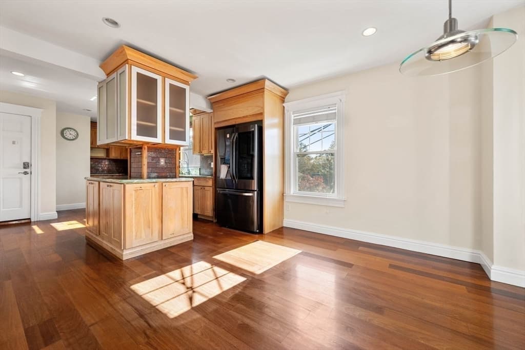 Condominium at 76 Taft Ave # 2, Newton MA 02465, photo 7 of 41
