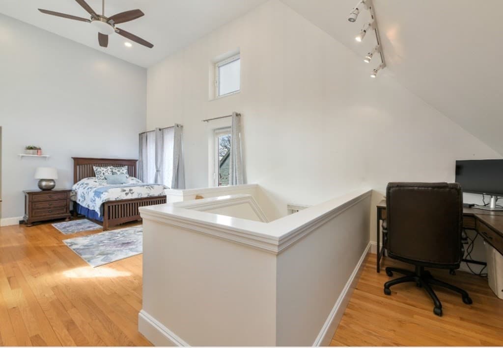Condominium at 492 Beacon # 82, Boston MA 02115, photo 11 of 21