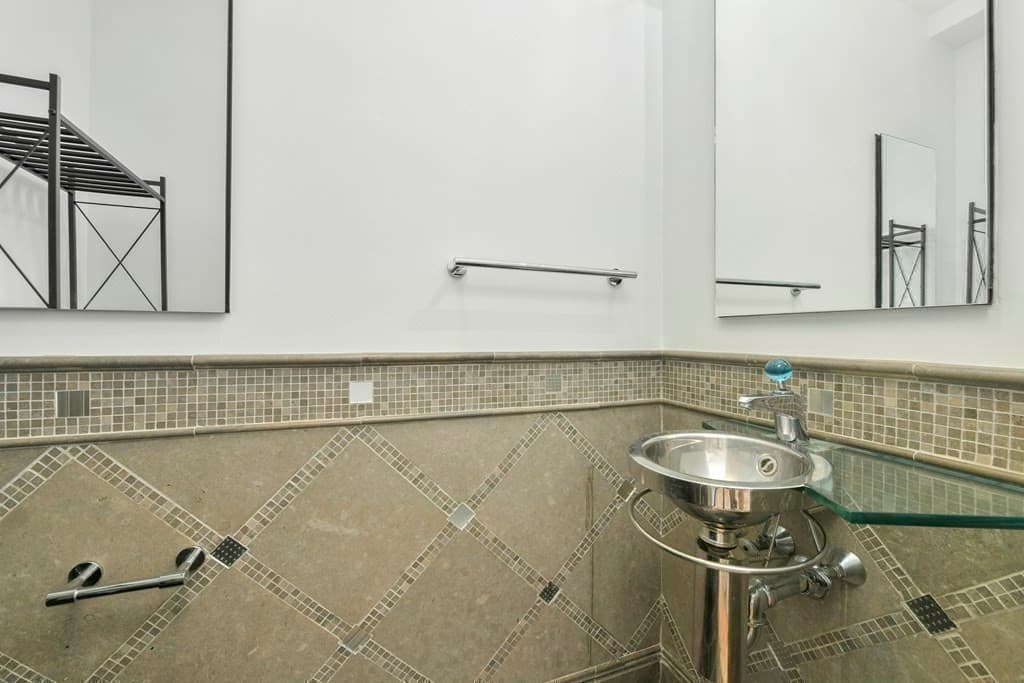 Condominium at 492 Beacon # 82, Boston MA 02115, photo 8 of 21