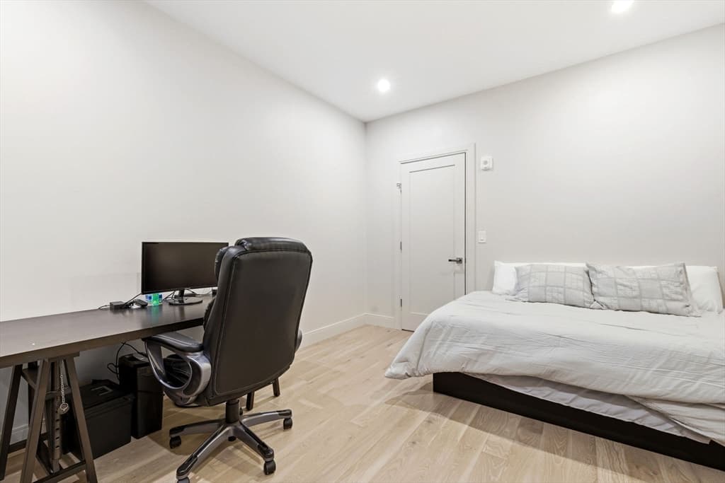Condominium at 85 Myrtle St # 106, Quincy MA 02171, photo 20 of 34