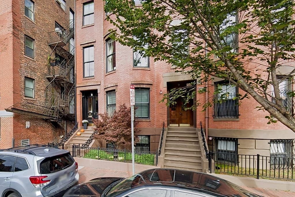 Condominium at 652 Massachusetts Ave # 2, Boston MA 02118, Boston, photo 17 of 19