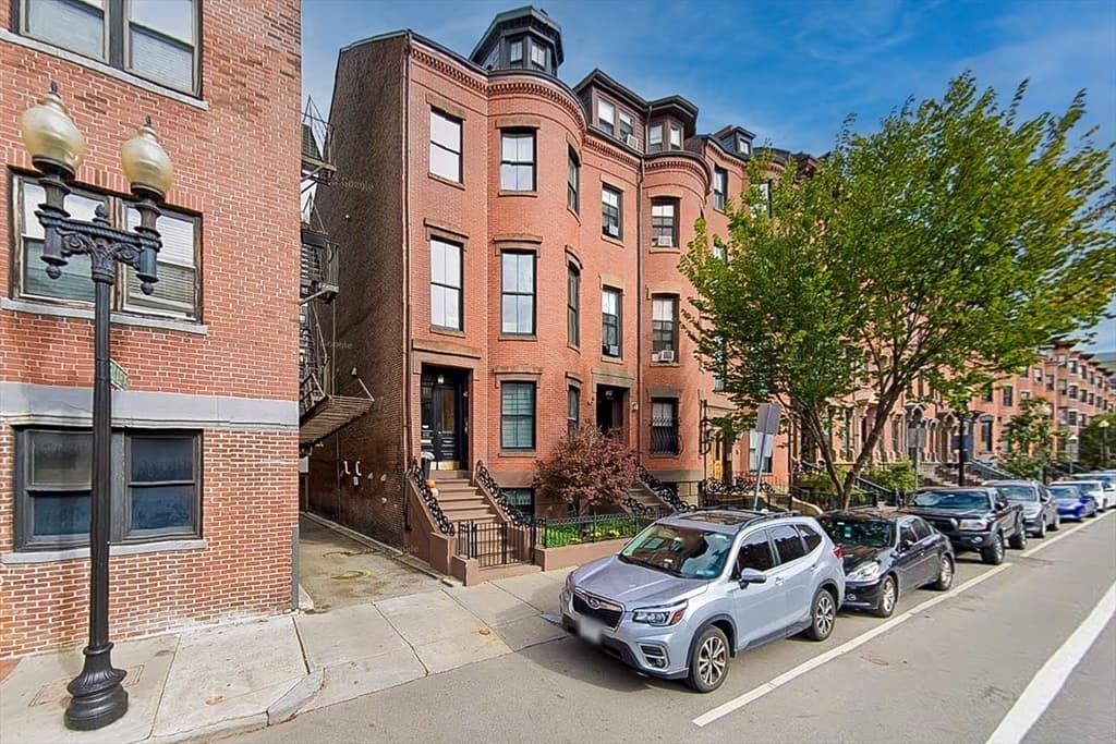 Condominium at 652 Massachusetts Ave # 2, Boston MA 02118, Boston, photo 16 of 19