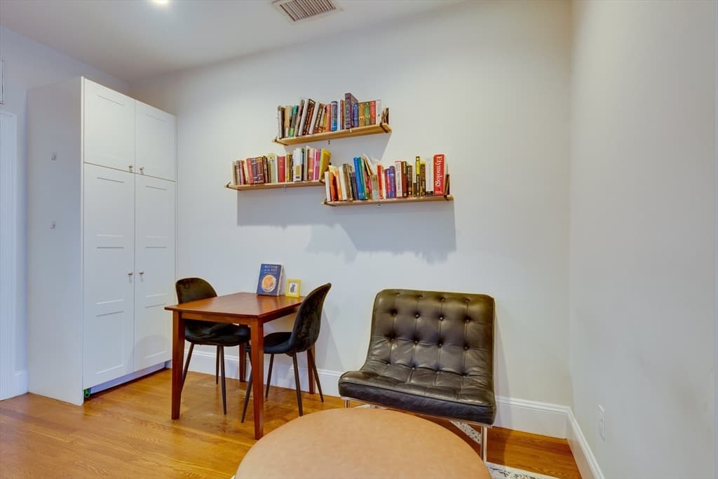 Condominium at 652 Massachusetts Ave # 2, Boston MA 02118, Boston, photo 7 of 19