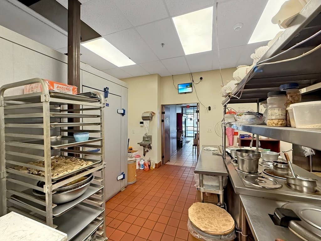 521 Main St, Worcester MA 01608 photo 6