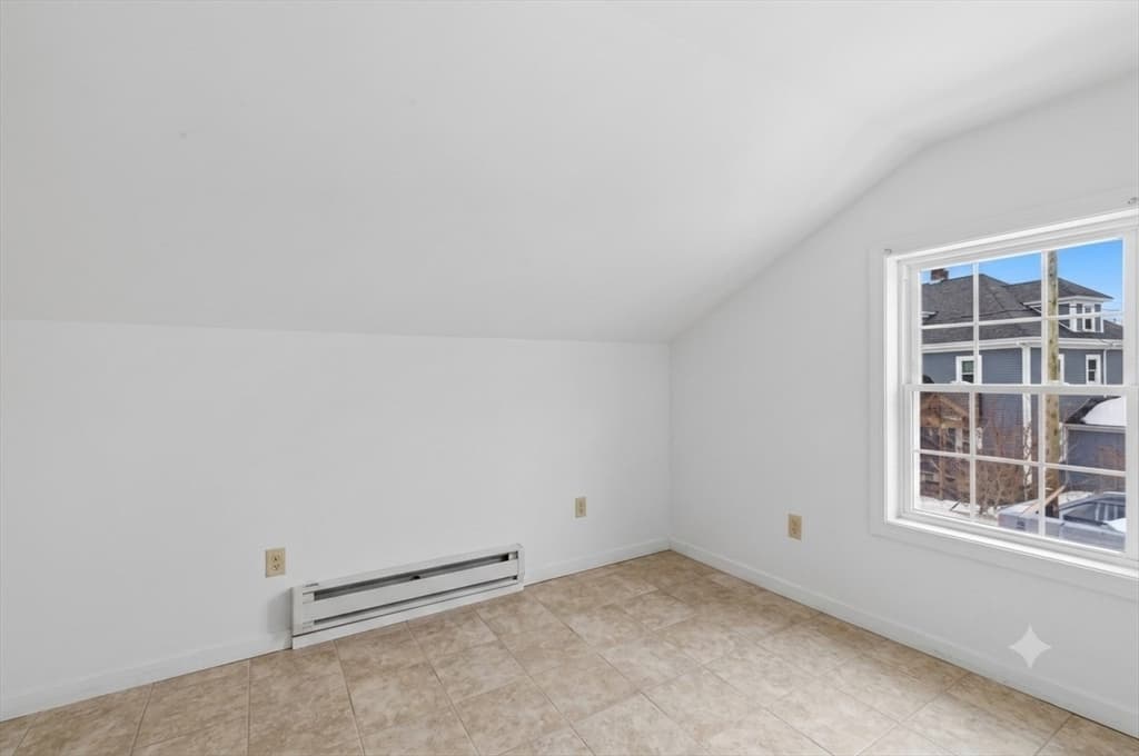 17 School St, Middleboro MA 02346 photo 9