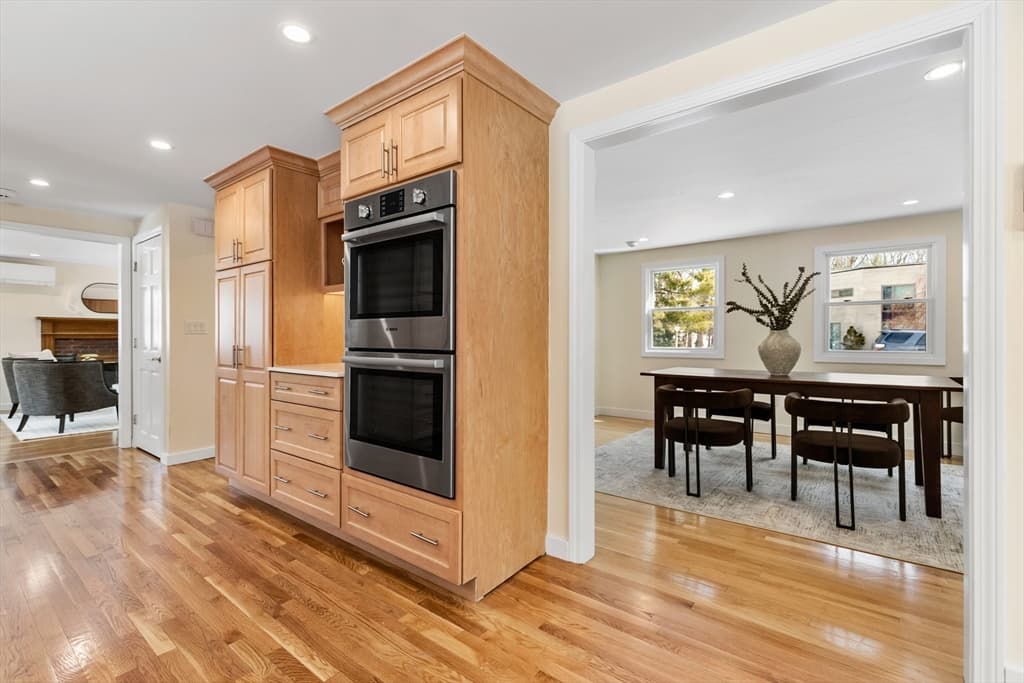 Single Family Residence at 1 Maureen Rd, Lexington MA 02420, Lexington, photo 17 of 40