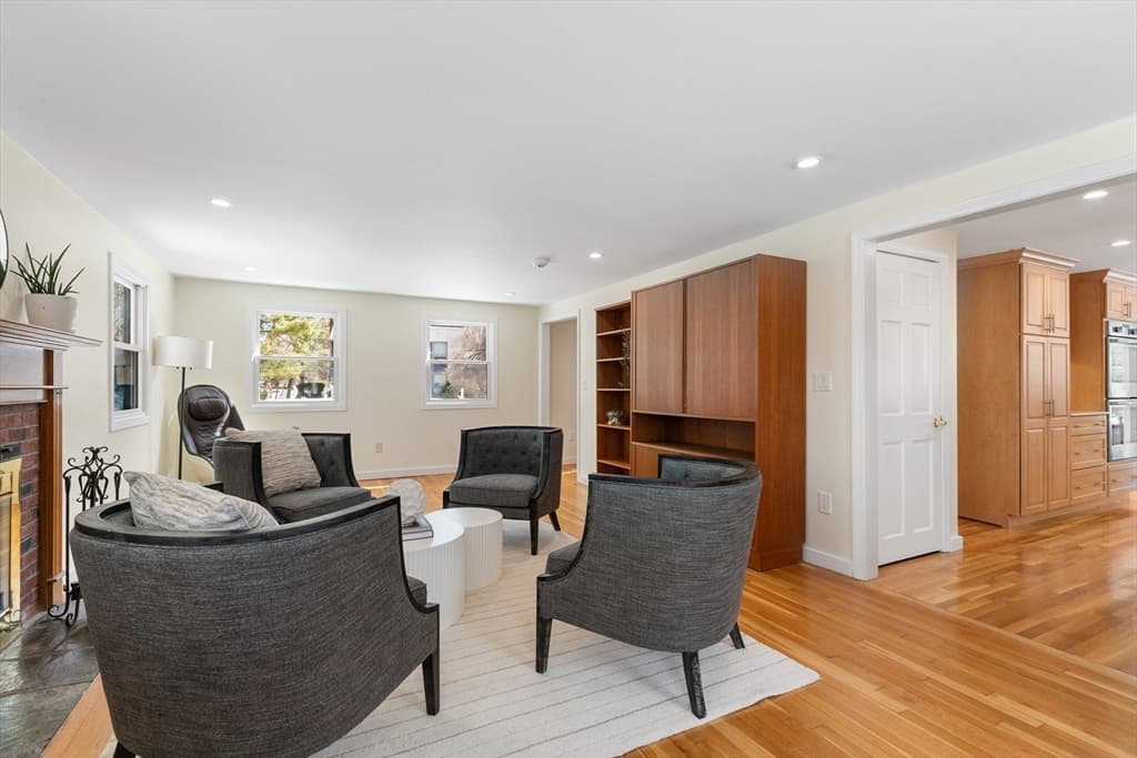 Single Family Residence at 1 Maureen Rd, Lexington MA 02420, Lexington, photo 22 of 40