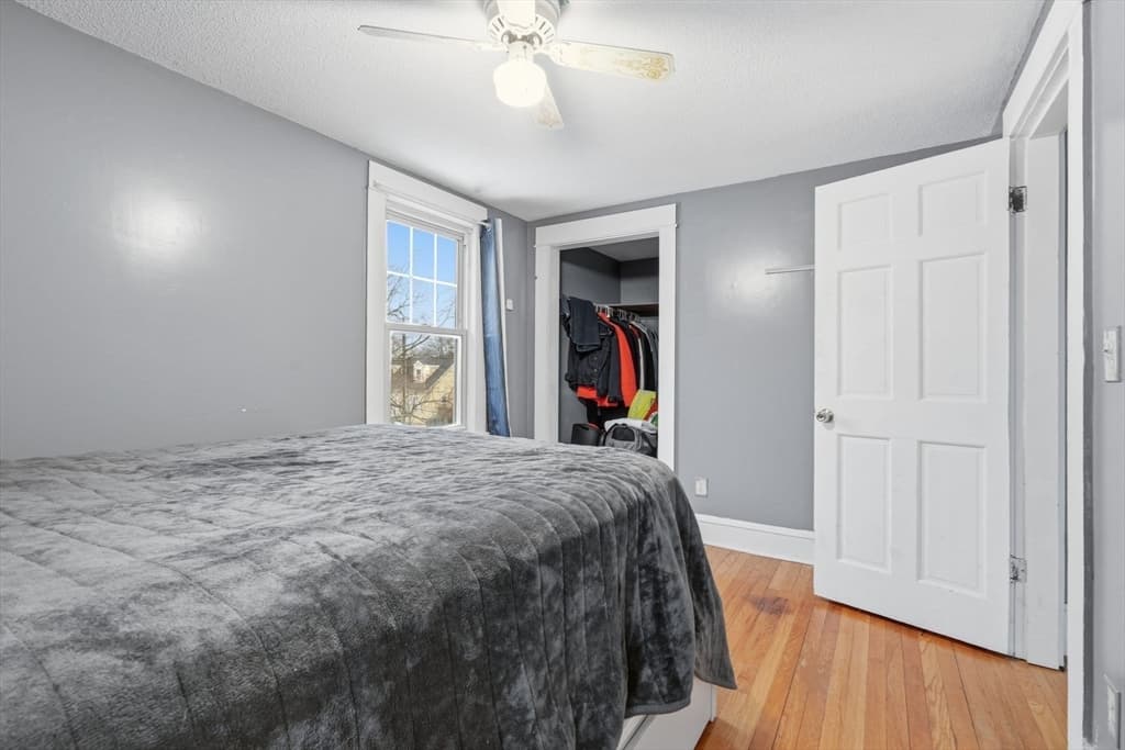 Single Family Residence at 34 Savoy Ave, Springfield MA 01104, Springfield, photo 22 of 35