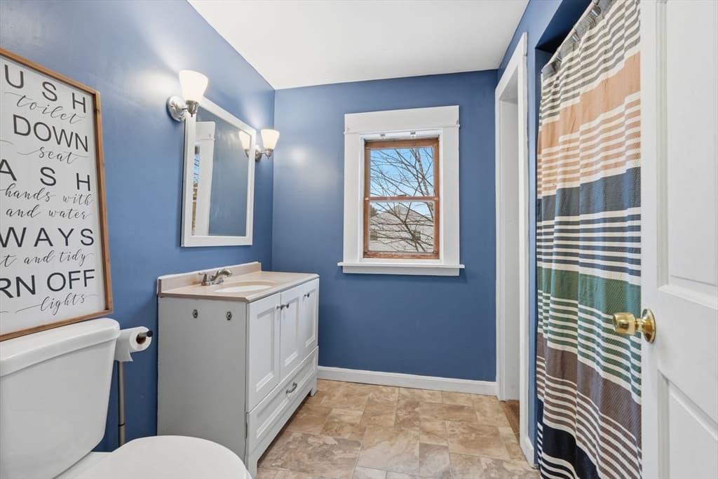Single Family Residence at 34 Savoy Ave, Springfield MA 01104, Springfield, photo 24 of 35